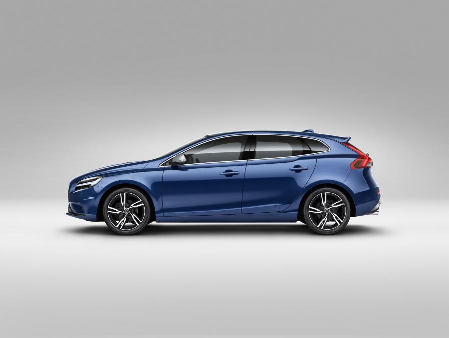  Volvo V40 T5 R-Design 2016 года  (фото 9 из 11)
